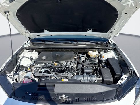 Used 2025 Toyota Camry LE FWD image 17