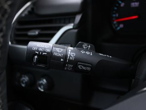 Used 2020 Chevrolet Suburban Premier AWD/4WD image 10