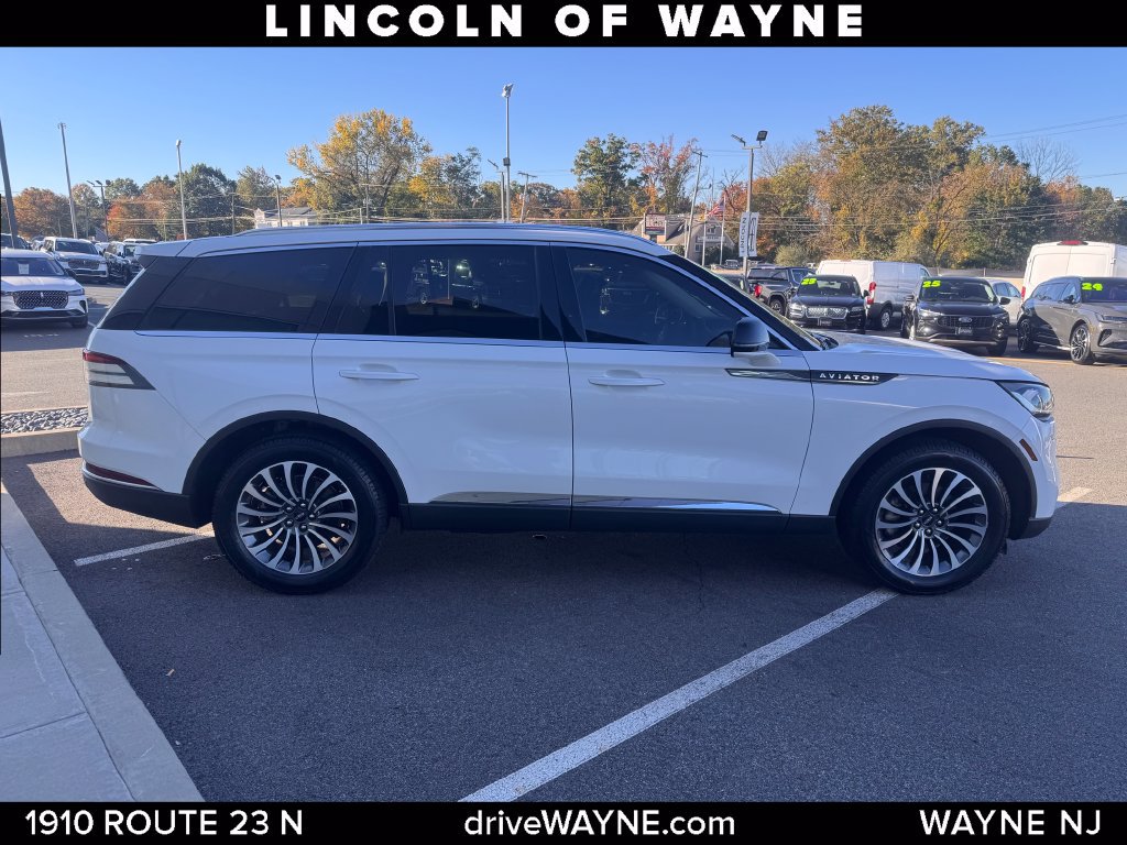 Certified 2024 Lincoln Aviator AWD w/ Premium Package image 9