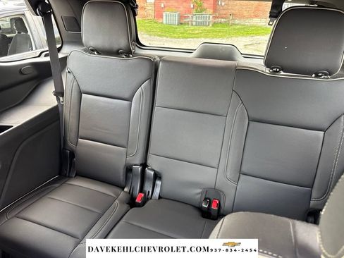 Used 2024 Chevrolet Tahoe Premier AWD/4WD image 24