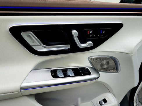 Certified 2023 Mercedes-Benz EQE 500 4MATIC Sedan image 20