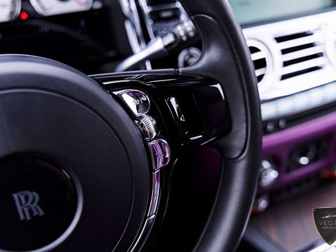 Used 2017 Rolls-Royce Wraith RWD image 66