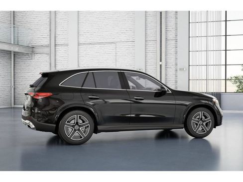 New 2026 Mercedes-Benz GLC 300 image 18
