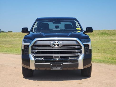 Used 2024 Toyota Tundra Limited w/ Power Package AWD/4WD image 6