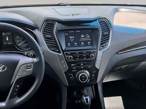 Used 2018 Hyundai Santa Fe Sport w/ 2.4L Value Package 02 AWD/4WD image 7