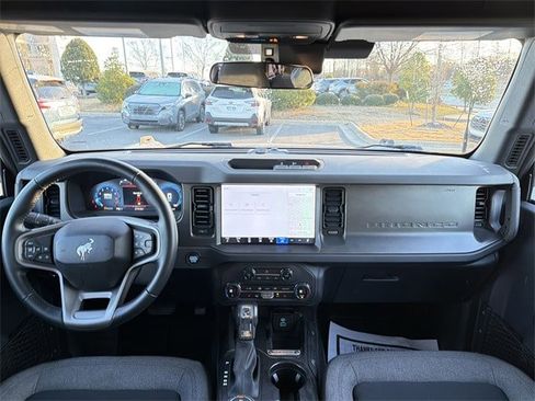 Used 2025 Ford Bronco Big Bend image 18