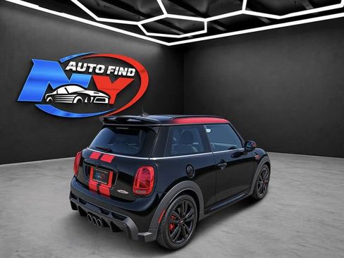 Used 2024 MINI Cooper John Cooper Works w/ Signature Upholstery Package FWD image 19