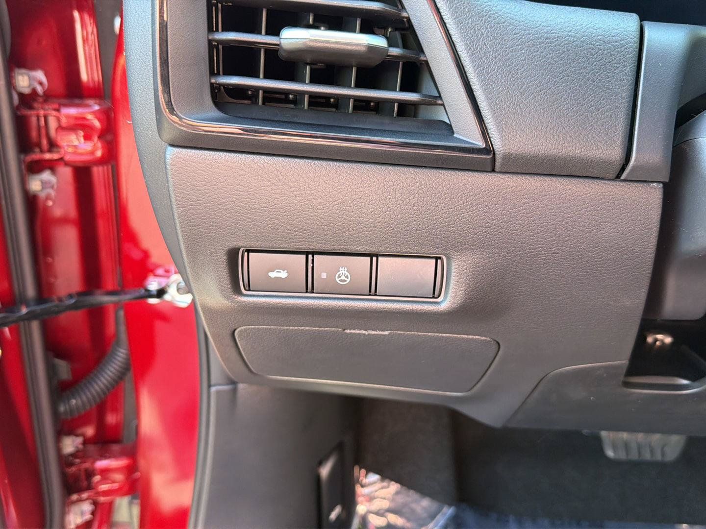 New 2027 Nissan Sentra SV w/ SV Convenience Package FWD image 19