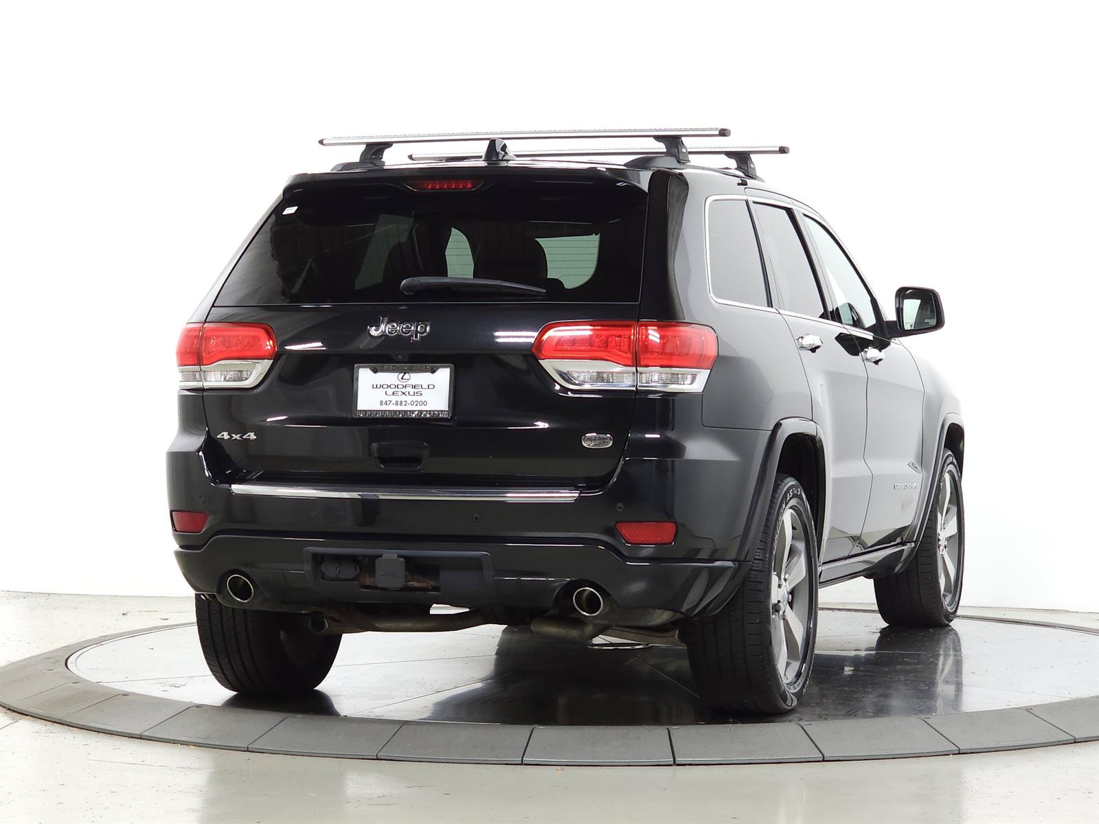 Used 2014 Jeep Grand Cherokee Overland AWD/4WD image 11