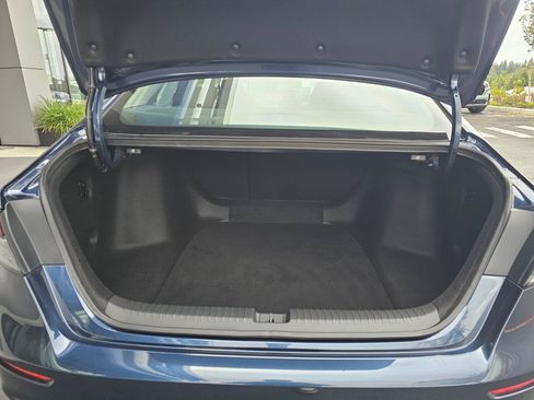 Used 2023 Honda Accord EX image 18