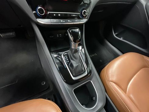 Used 2018 Hyundai Ioniq Blue FWD image 15