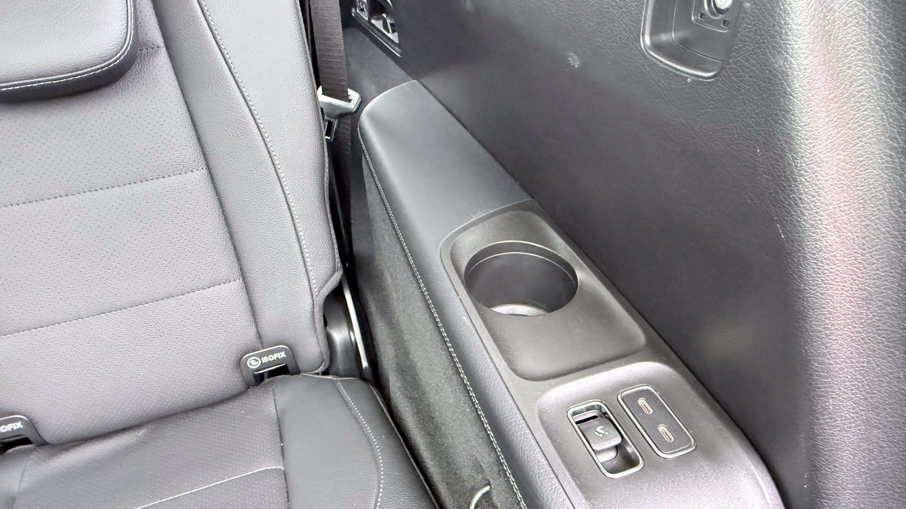 Used 2024 Mercedes-Benz GLS 450 4MATIC image 45