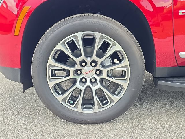 New 2026 GMC Yukon Denali RWD image 8