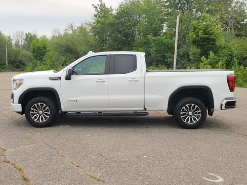 Used 2019 GMC Sierra 1500 AT4 w/ AT4 Premium Package AWD/4WD image 8
