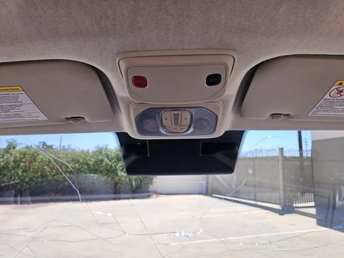 Used 2025 RAM ProMaster 2500 w/ Convenience Group FWD image 24