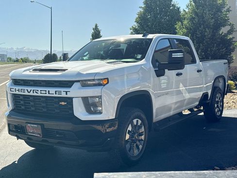 Used 2022 Chevrolet Silverado 2500 Custom w/ Custom Value Package AWD/4WD image 51