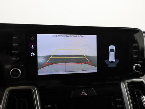 Used 2022 Kia Sorento S w/ Panoramic Sunroof Package image 23