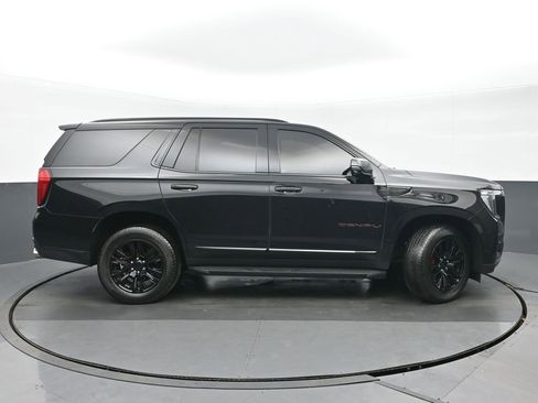Used 2021 GMC Yukon Denali image 2