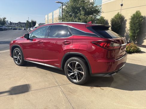 Used 2018 Lexus RX 450h AWD w/ Luxury Package image 12