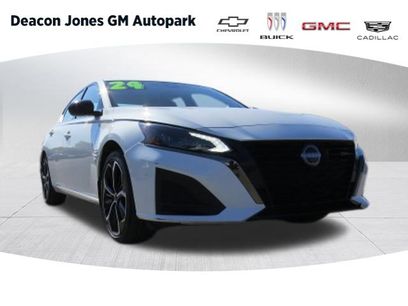 Used 2024 Nissan Altima 2.5 SR