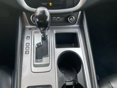 Used 2022 Nissan Murano SV w/ SV Midnight Edition Package image 16