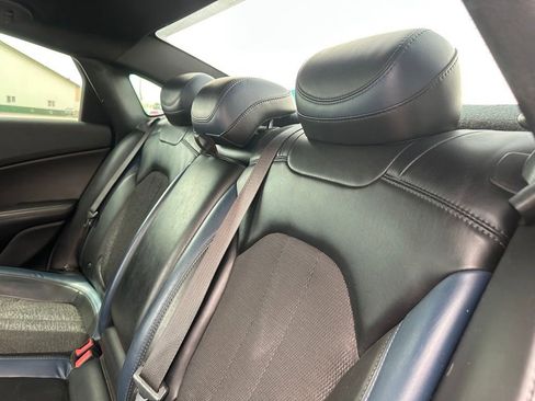 Used 2015 Chrysler 200 S FWD image 23