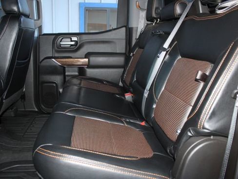 Used 2021 GMC Sierra 1500 SLE w/ X31 Off-Road Package image 23