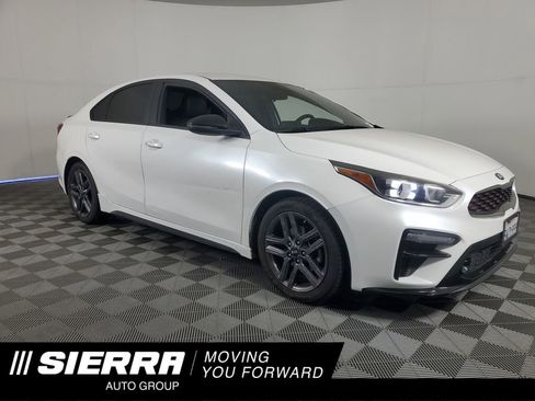 Used 2021 Kia Forte GT-Line FWD image 1