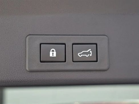 Used 2024 Subaru Ascent Limited AWD/4WD image 33