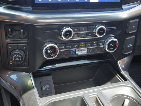 Certified 2021 Ford F150 Lariat AWD/4WD image 16