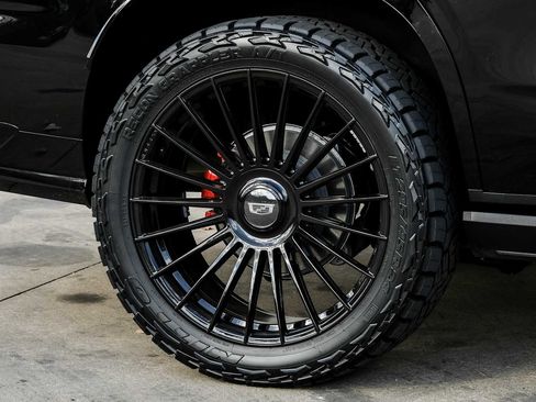 Used 2025 Cadillac Escalade V w/ LPO, Floor Liner Package image 72