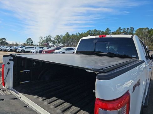 Used 2022 Ford F150 Lariat w/ Equipment Group 502A High image 15