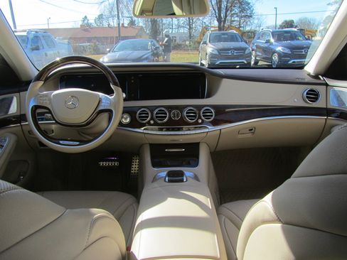Used 2015 Mercedes-Benz S 550 Sedan image 13