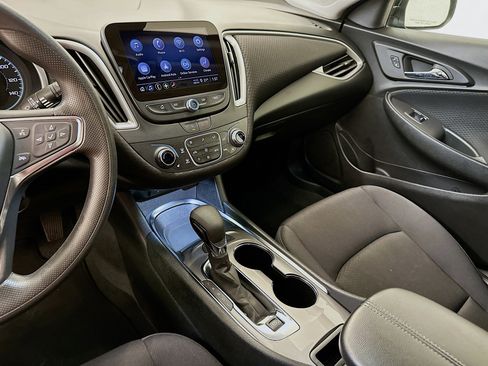 Used 2024 Chevrolet Malibu LT image 26