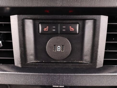 Certified 2025 Ford F350 Platinum AWD/4WD image 17