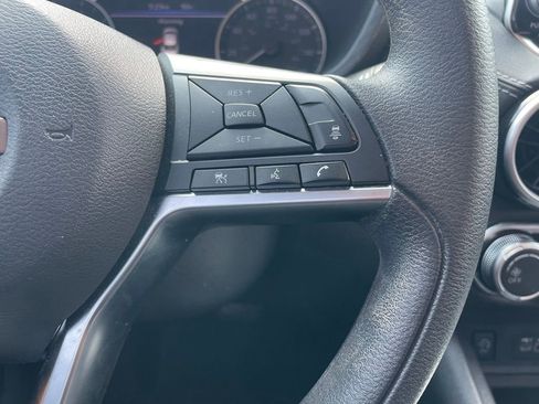 Used 2024 Nissan Sentra SV FWD image 14