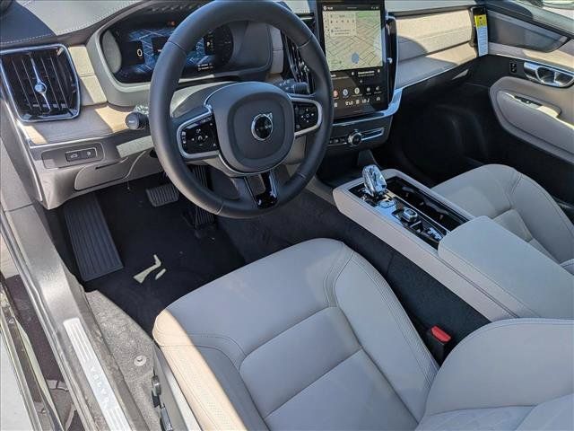 New 2026 Volvo XC90 T8 Plus w/ Protection Package AWD/4WD image 3