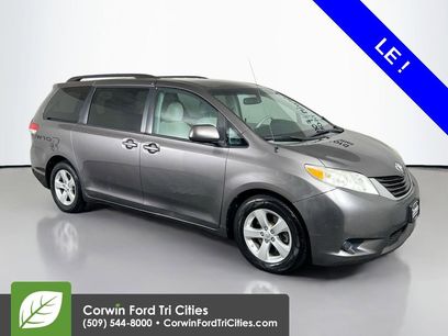 Used 2013 Toyota Sienna LE