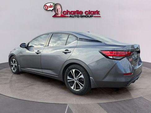 Used 2021 Nissan Sentra SV FWD image 2
