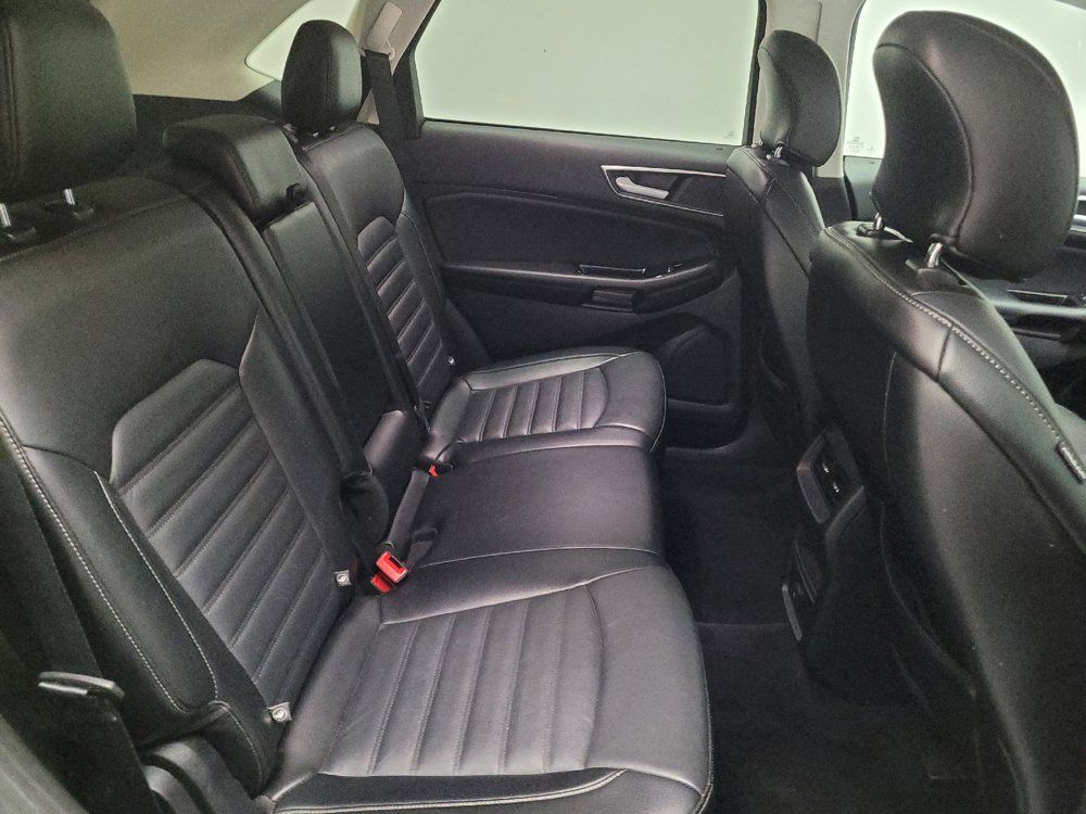 Used 2016 Ford Edge SEL w/ Equipment Group 201A FWD image 19