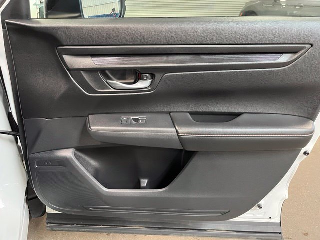 Used 2025 Honda CR-V Sport image 11