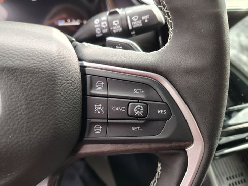 New 2026 Jeep Grand Cherokee L 4WD image 30