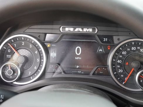 New 2026 RAM 1500 Express AWD/4WD image 27