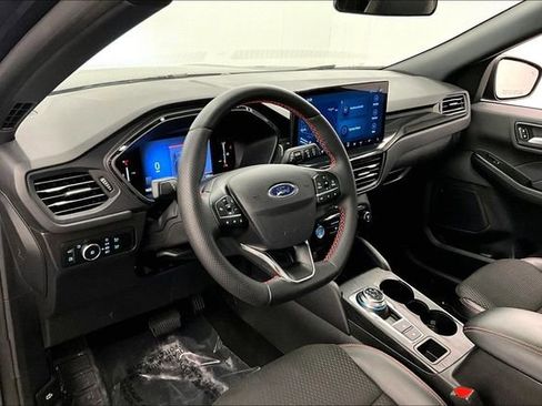 Used 2025 Ford Escape ST-Line Select w/ Tech Pack #1 AWD/4WD image 16
