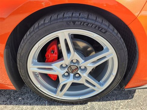 Certified 2025 Chevrolet Corvette Stingray Coupe w/ 1LT image 19