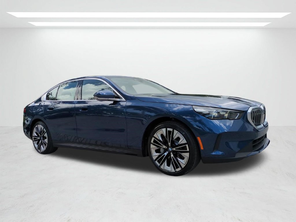 New 2027 BMW 530i xDrive w/ Premium Package AWD/4WD image 2