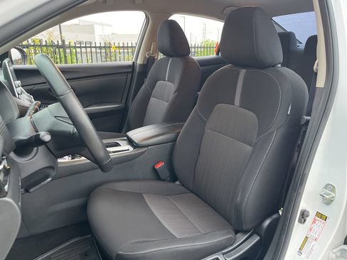 Used 2023 Nissan Sentra SV w/ All-Weather Package FWD image 25