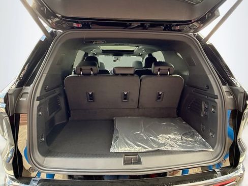 New 2026 Chevrolet Traverse High Country image 29