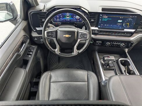 Used 2023 Chevrolet Silverado 1500 LTZ w/ Z71 Off-Road Package image 15