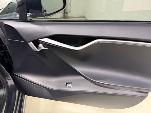 Used 2021 Tesla Model S Performance AWD/4WD image 32